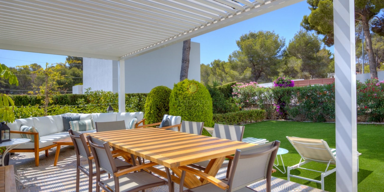 ▷ Villa neuve avec vue sur la mer à vendre sur la côte de Benissa