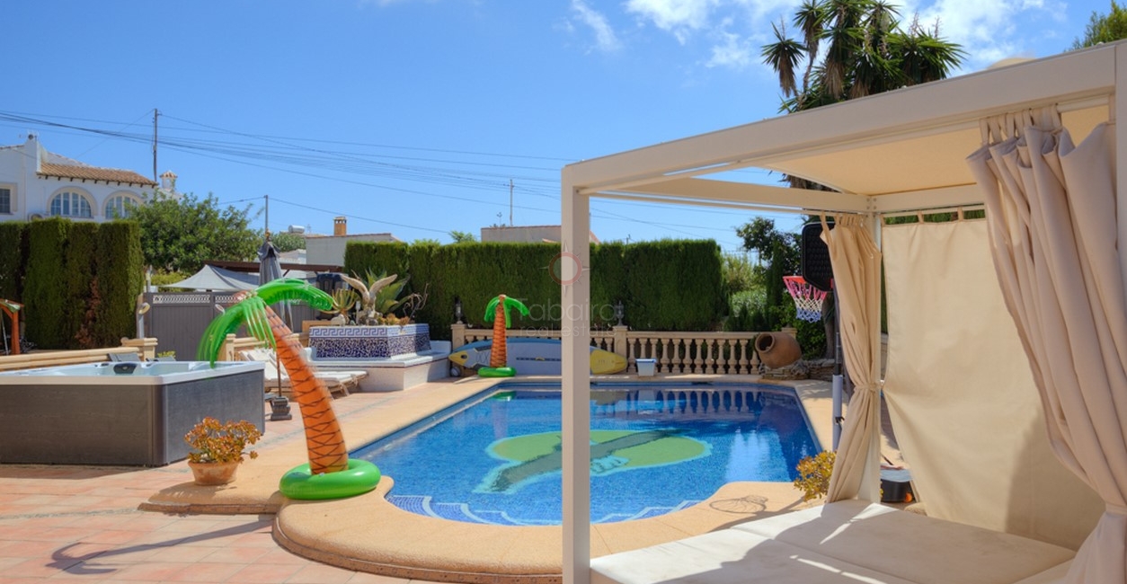 Modern Villa in Calpe with Sea Views, Pool & Holiday Rental Potential