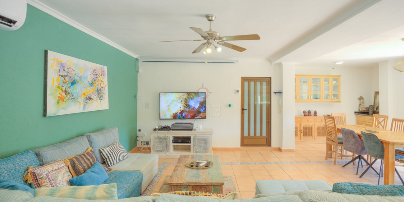 Modern Villa in Calpe with Sea Views, Pool & Holiday Rental Potential