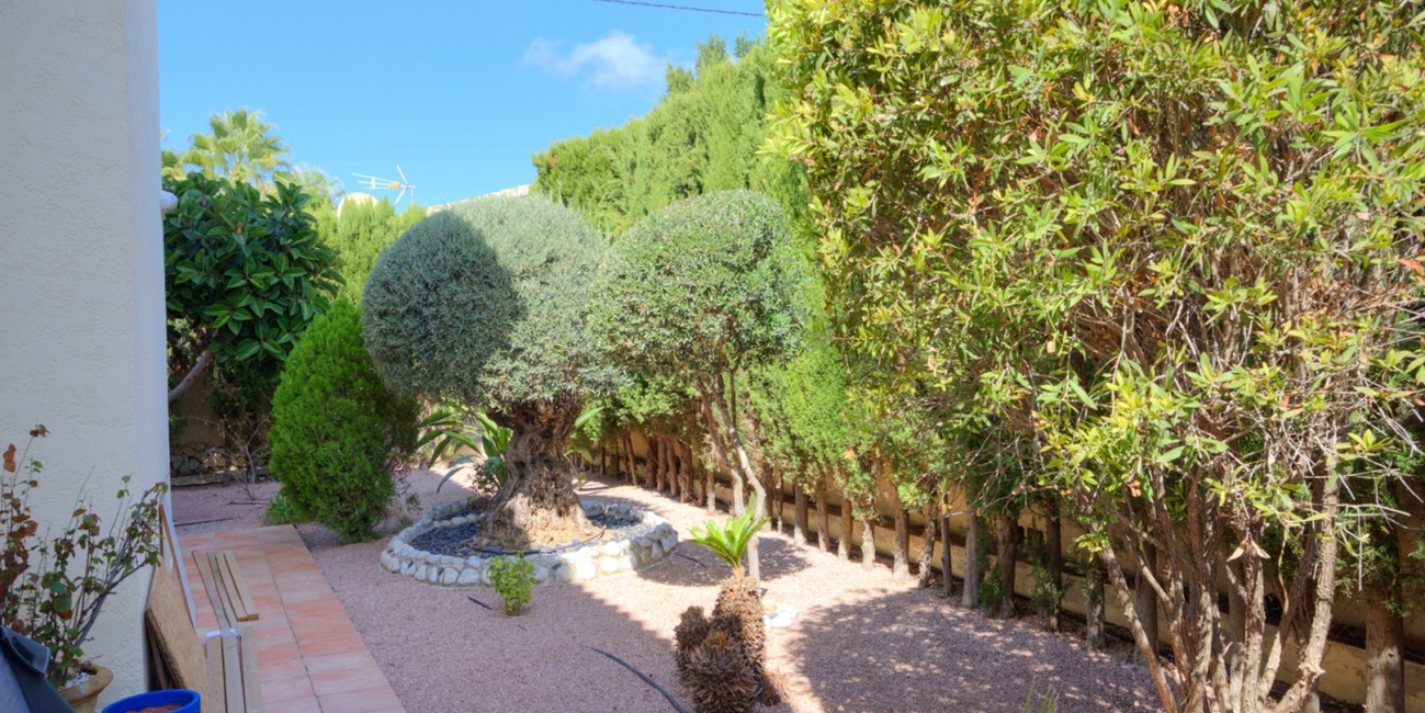 Modern Villa in Calpe with Sea Views, Pool & Holiday Rental Potential