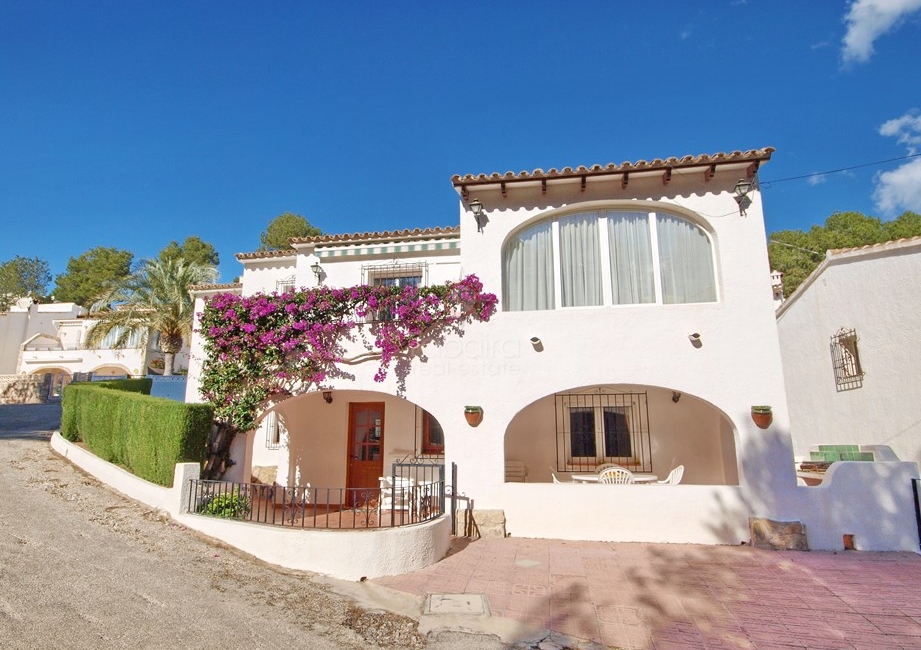 Community villa for sale in El Portet Moraira